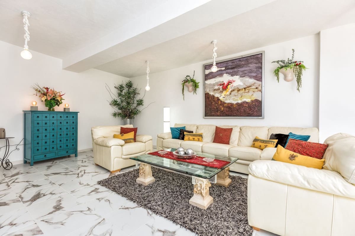 6 sypialnia Willa na sprzedaż w Estepona - 3 600 000 € (Ref: 9632886)