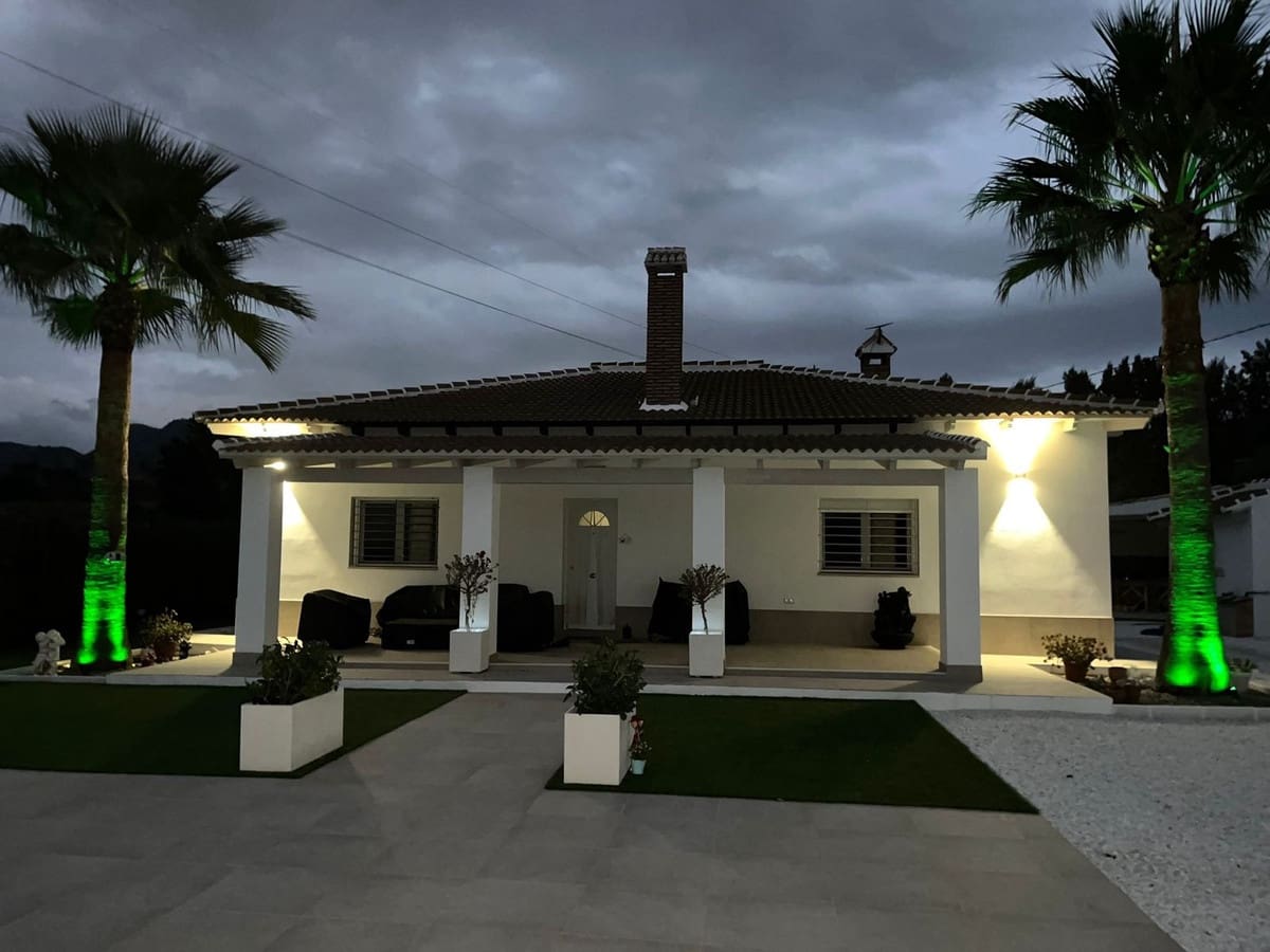 3 sypialnia Finka/Dom wiejski na sprzedaż w Cartama - 799 000 € (Ref: 9632887)