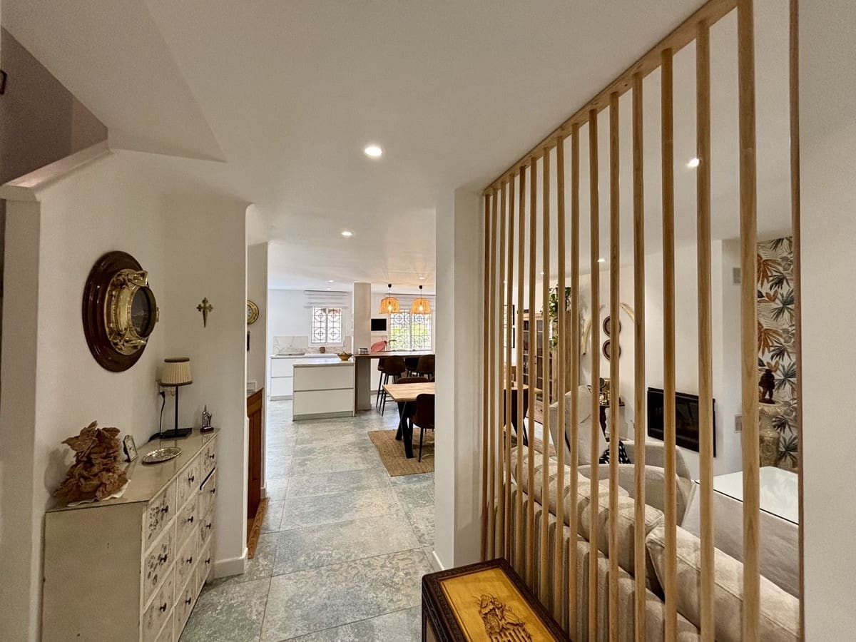 3 soverom Hus til salgs i Puerto de la Torre - € 549 000 (Ref: 9632888)