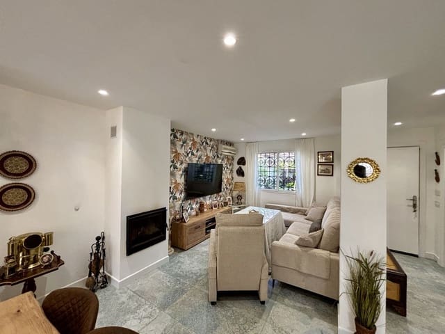 3 soverom Hus til salgs i Diseminado Dm P de la Torre, Málaga by - € 549 000 (Ref: 9632888)