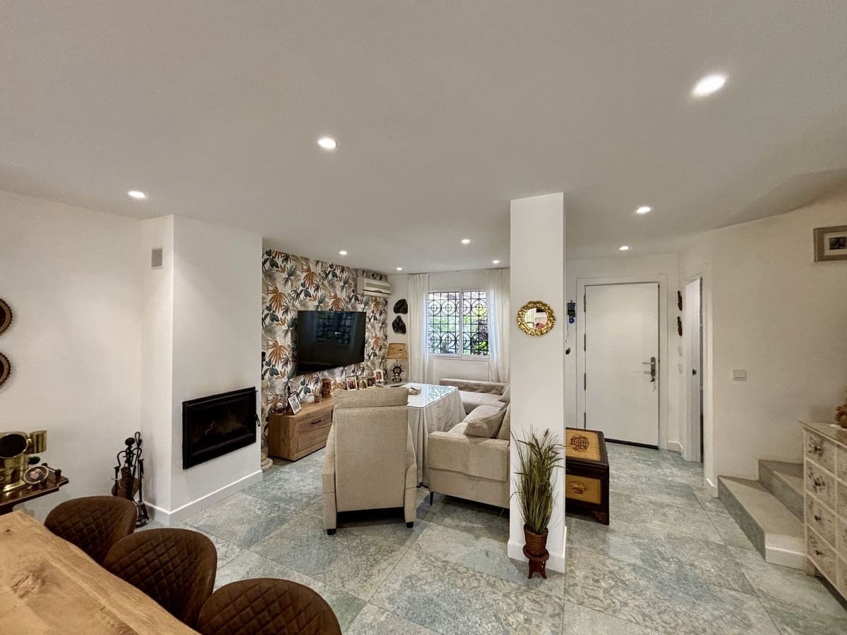 3 soverom Hus til salgs i Puerto de la Torre - € 549 000 (Ref: 9632888)