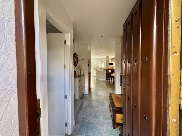 3 soverom Hus til salgs i Diseminado Dm P de la Torre, Málaga by - € 549 000 (Ref: 9632888)