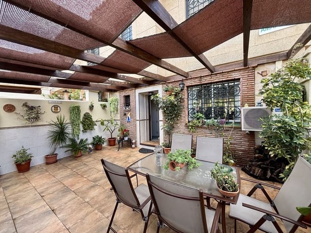 3 soverom Hus til salgs i Diseminado Dm P de la Torre, Málaga by - € 549 000 (Ref: 9632888)