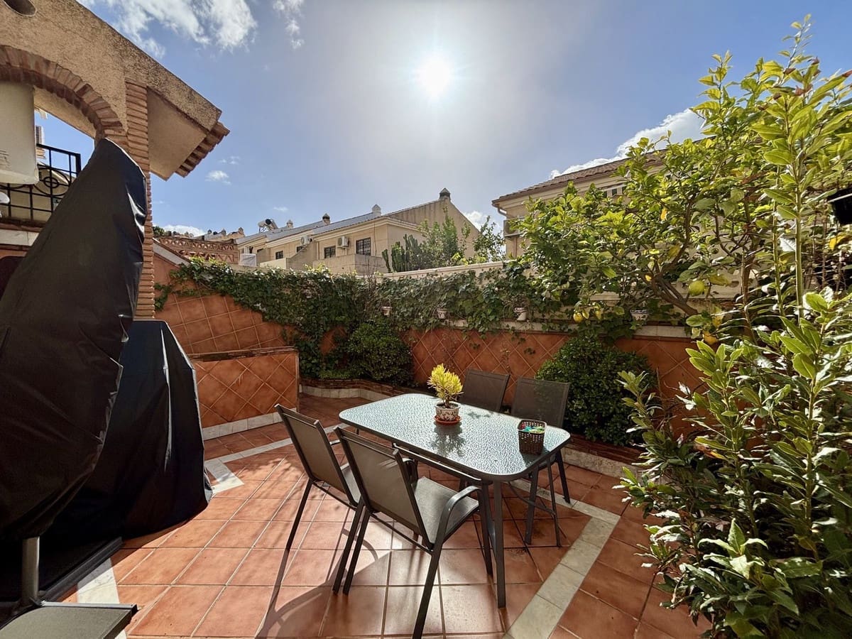 3 soverom Hus til salgs i Puerto de la Torre - € 549 000 (Ref: 9632888)