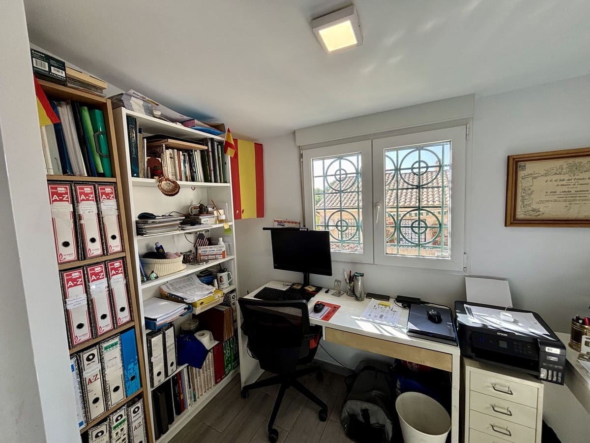 3 soverom Hus til salgs i Puerto de la Torre - € 549 000 (Ref: 9632888)