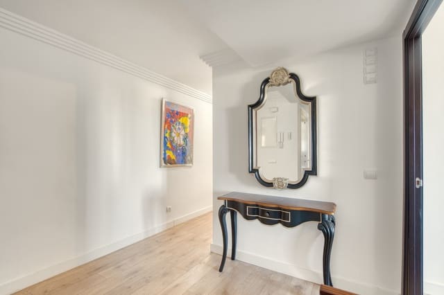 2 sypialnia Penthouse na sprzedaż w Parque Central, Estepona - 629 000 € (Ref: 9632889)