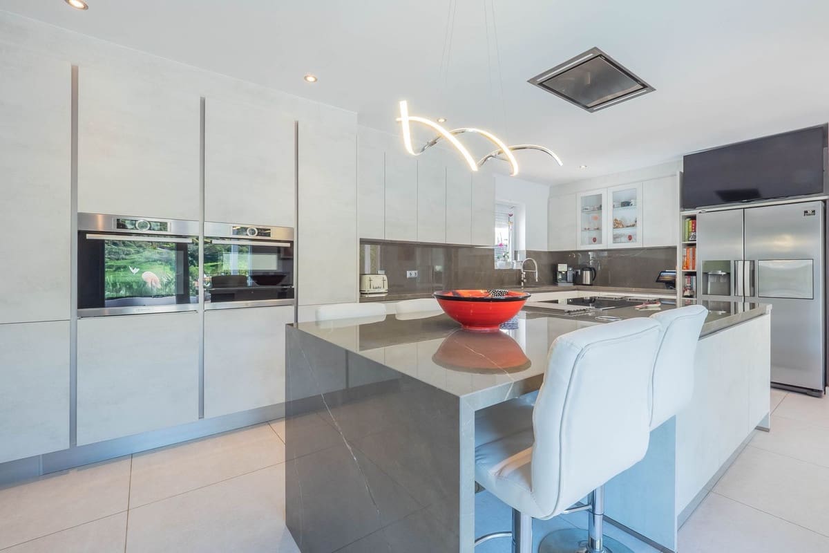 5 sypialnia Willa na sprzedaż w Velez-Malaga - 730 000 € (Ref: 9632890)