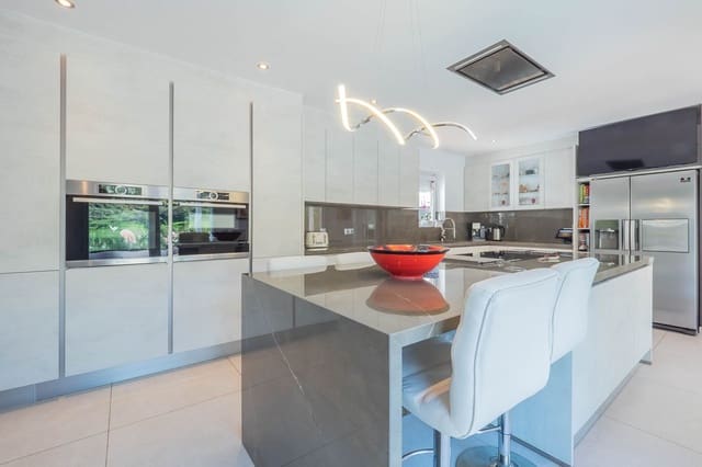 5 sypialnia Willa na sprzedaż w Vélez-Málaga - 730 000 € (Ref: 9632890)