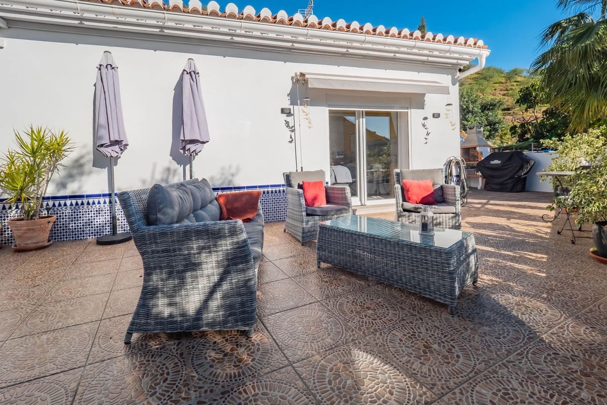 5 sypialnia Willa na sprzedaż w Velez-Malaga - 730 000 € (Ref: 9632890)