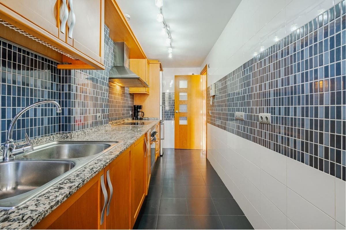 2 sypialnia Apartament na sprzedaż w Estepona z garażem - 349 000 € (Ref: 9632891)