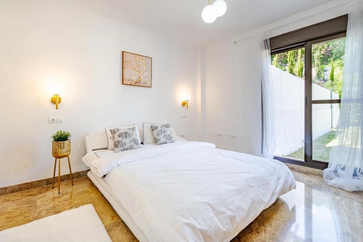 2 sypialnia Apartament na sprzedaż w Estepona z garażem - 349 000 € (Ref: 9632891)