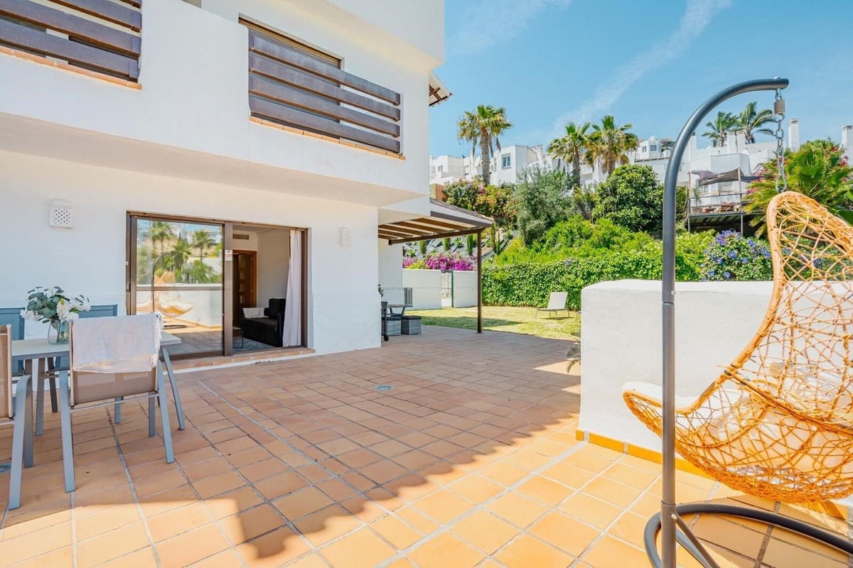 2 sypialnia Apartament na sprzedaż w Estepona z garażem - 349 000 € (Ref: 9632891)