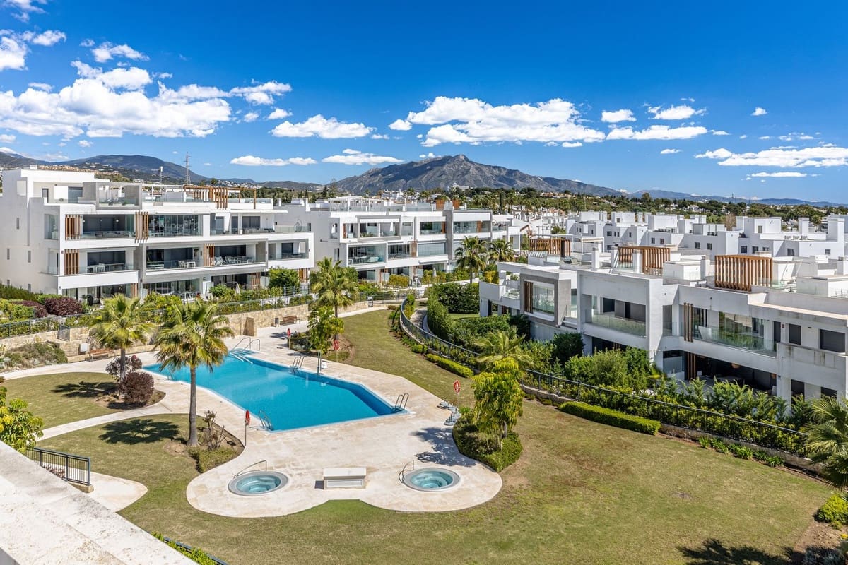 Ático de 2 habitaciones en Cancelada en venta con garaje - 675.000 € (Ref: 9632892)