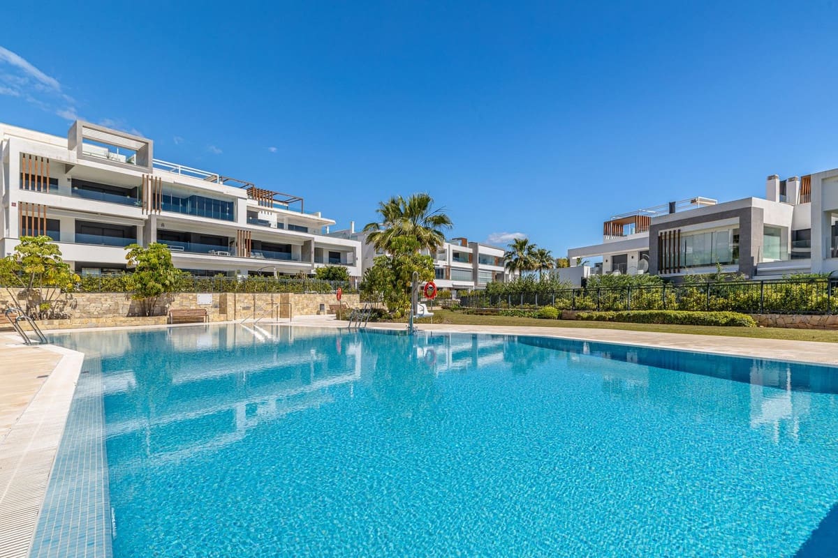 Ático de 2 habitaciones en Cancelada en venta con garaje - 675.000 € (Ref: 9632892)