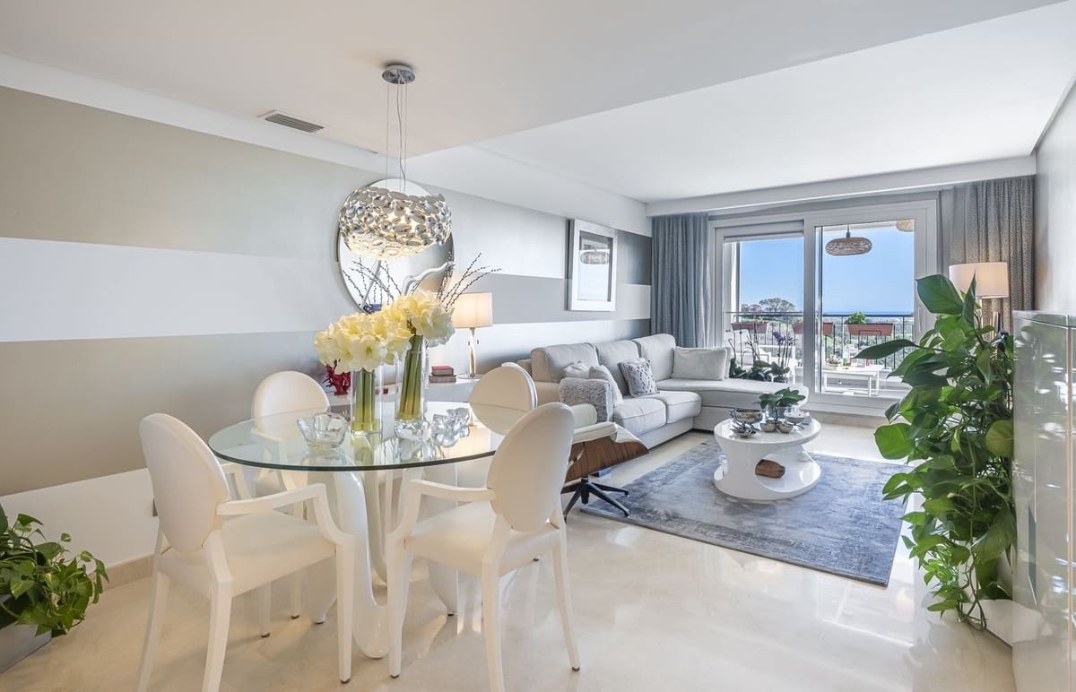 2 chambre Penthouse à vendre à Benahavis avec garage - 680 000 € (Ref: 9632894)