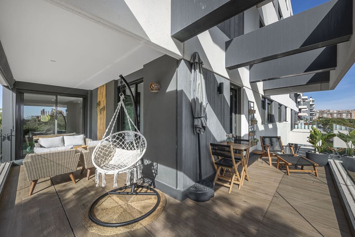 Apartamento de 3 habitaciones en Málaga ciudad en venta - 680.000 € (Ref: 9632895)