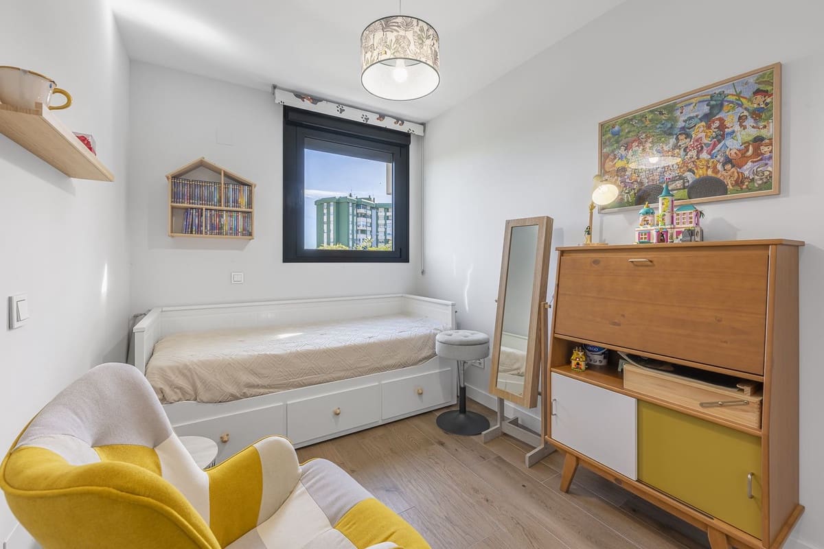 Apartamento de 3 habitaciones en Málaga ciudad en venta - 680.000 € (Ref: 9632895)