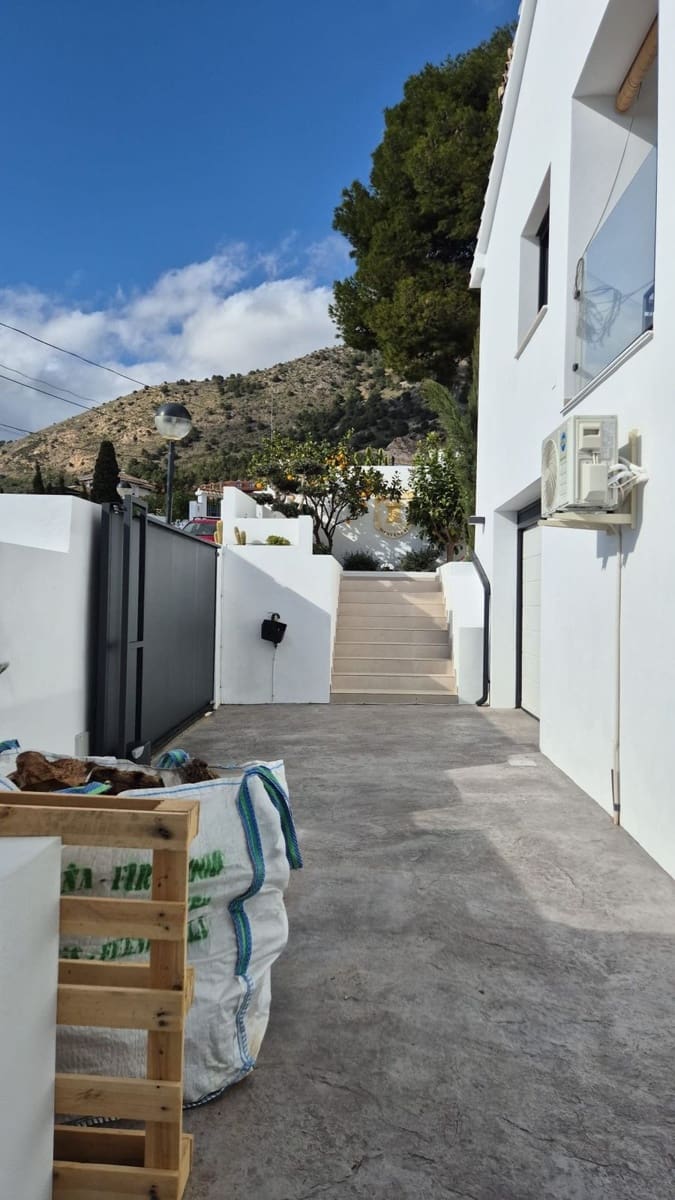 4 soverom Villa til salgs i Benalmadena - € 1 450 000 (Ref: 9632897)