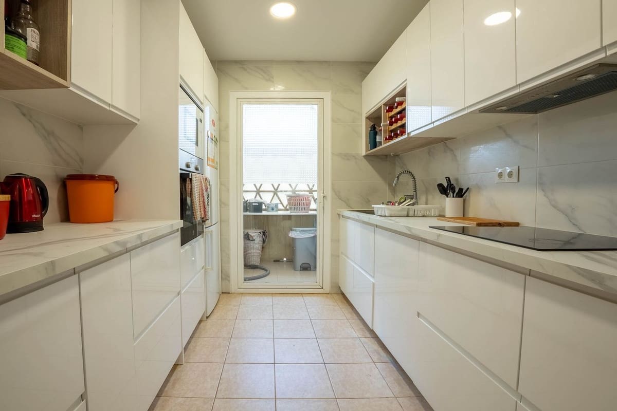 2 bedroom Apartment for sale in La Cala Hills with garage - € 325,000 (Ref: 9632898)