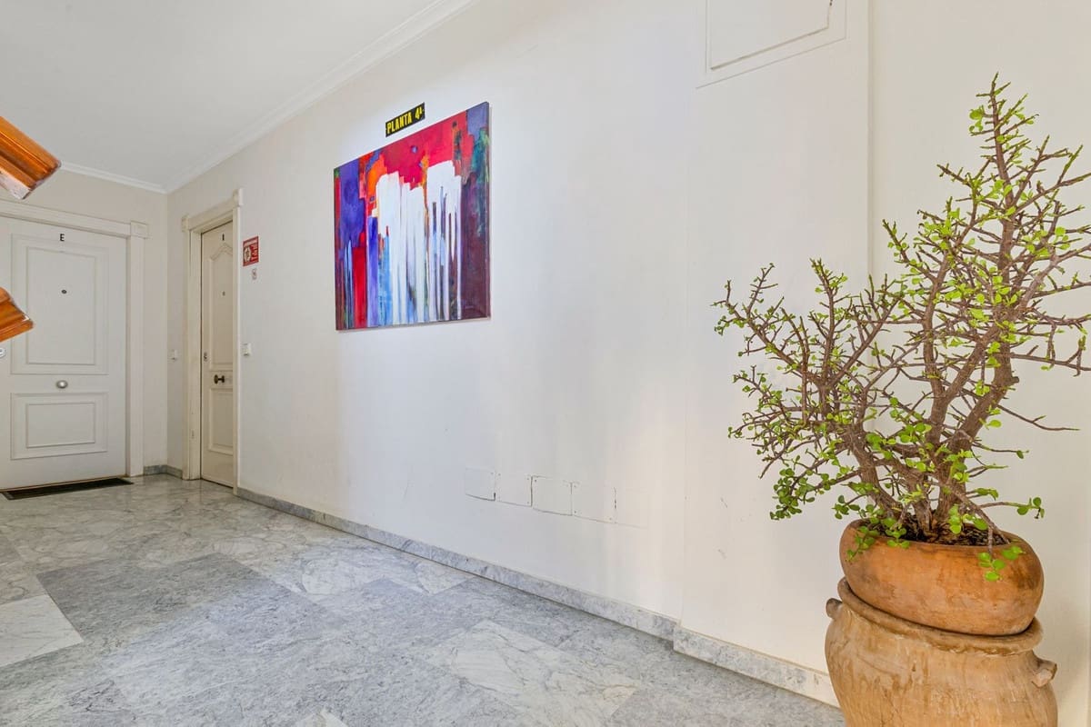 4 chambre Penthouse à vendre à Fuengirola avec garage - 995 000 € (Ref: 9636190)