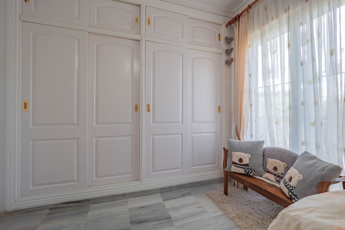 2 Zimmer Haus zu verkaufen in Alhaurin Golf mit Garage - 349.000 € (Ref: 9638928)