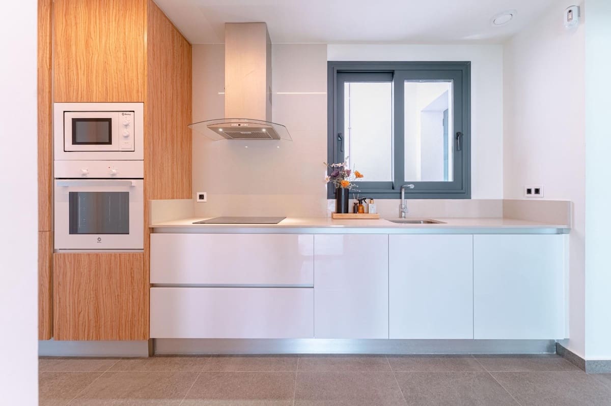 Chalet de 5 habitaciones en San Miguel de Salinas en venta - 780.000 € (Ref: 9643083)