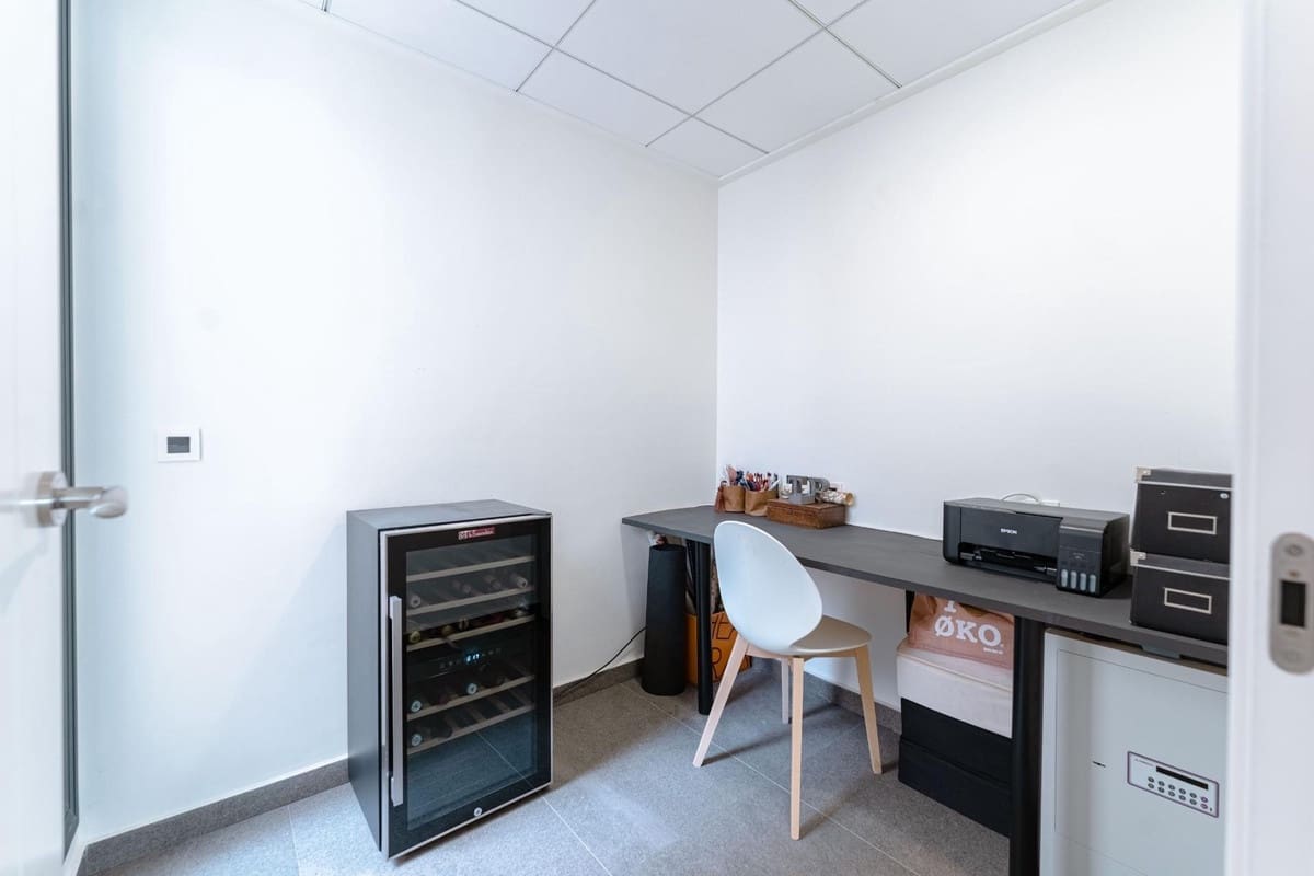 Chalet de 5 habitaciones en San Miguel de Salinas en venta - 780.000 € (Ref: 9643083)