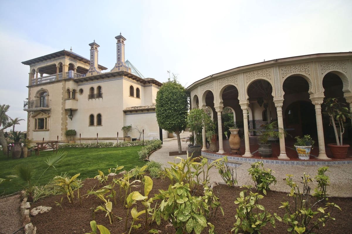 5 Zimmer Villa zu verkaufen in Villamartin - 3.200.000 € (Ref: 9643089)