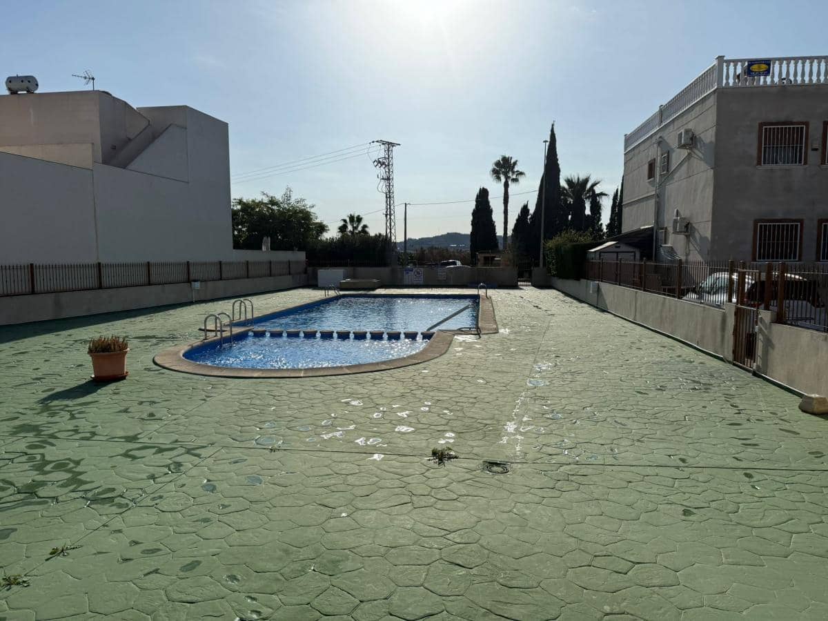 2 slaapkamer Appartement te koop in Daya Vieja - € 105.000 (Ref: 9643094)