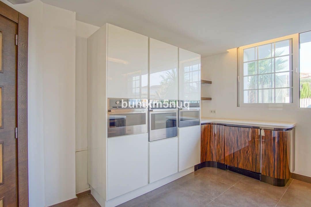 5 soverom Villa til salgs i Alfaz del Pi / L'Alfas del Pi - € 1 600 000 (Ref: 9643108)