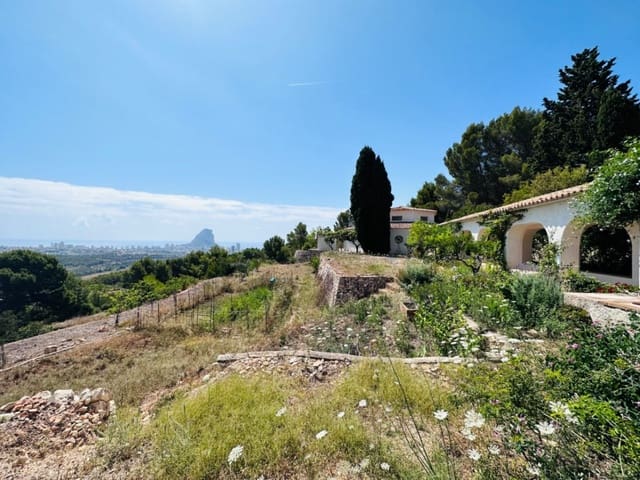 3 bedroom Finca/Country House for sale in Pueblo, Calpe / Calp - € 895,000 (Ref: 9643112)