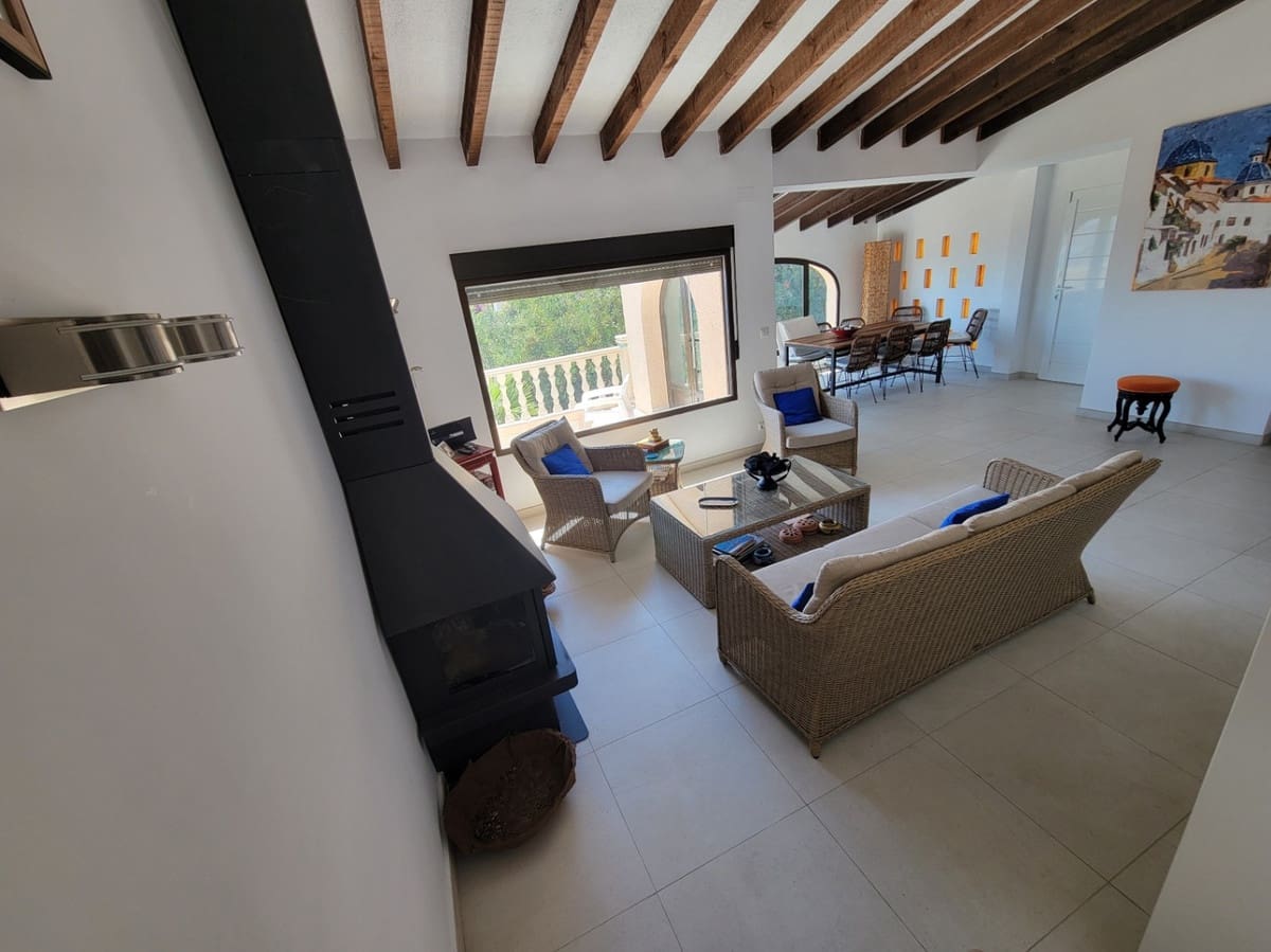 Chalet de 4 habitaciones en Calpe / Calp en venta - 730.000 € (Ref: 9643122)