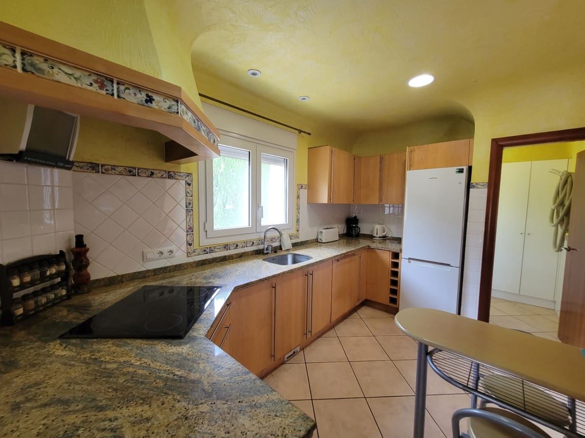 3 makuuhuone Huvila myytävänä paikassa Benissa - 895 000 € (Ref: 9643123)