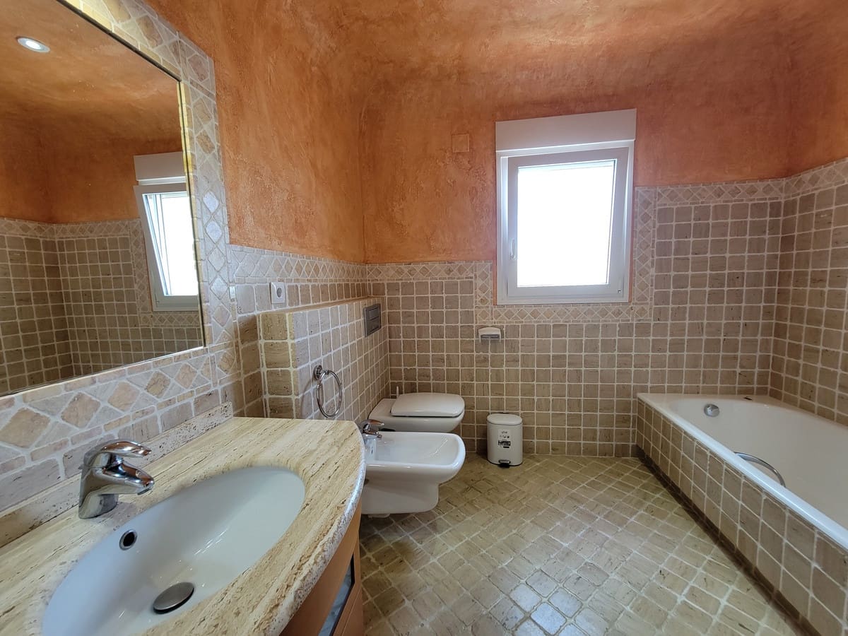 3 makuuhuone Huvila myytävänä paikassa Benissa - 895 000 € (Ref: 9643123)