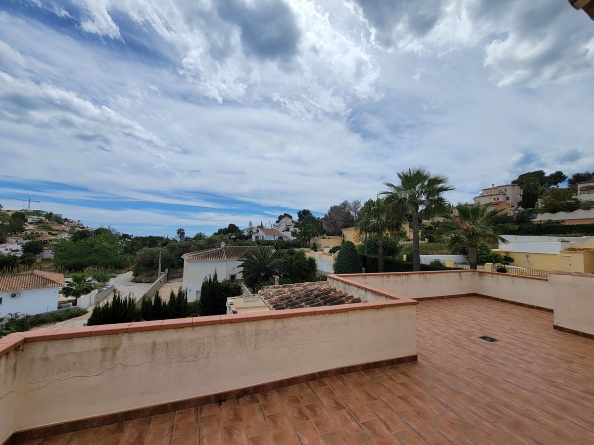 3 makuuhuone Huvila myytävänä paikassa Benissa - 895 000 € (Ref: 9643123)