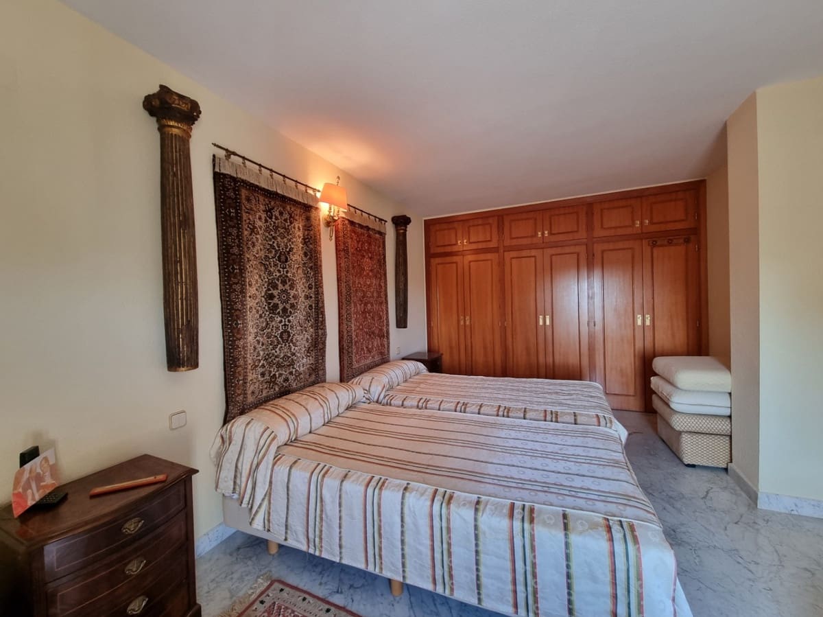 Apartamento de 2 habitaciones en Calpe / Calp en venta - 1.600.000 € (Ref: 9643126)