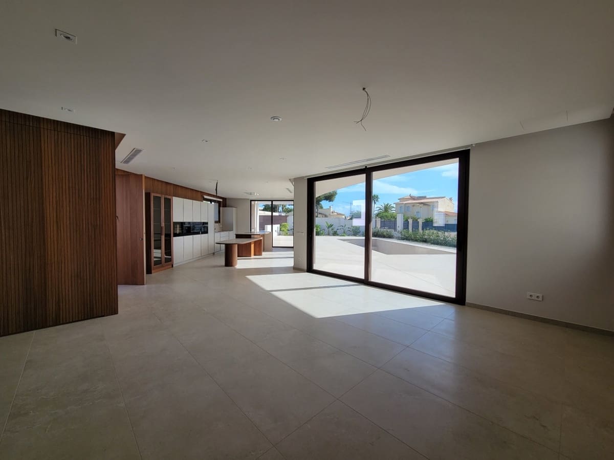 5 soveværelse Villa til salg i Calpe / Calp - € 1.550.000 (Ref: 9643127)