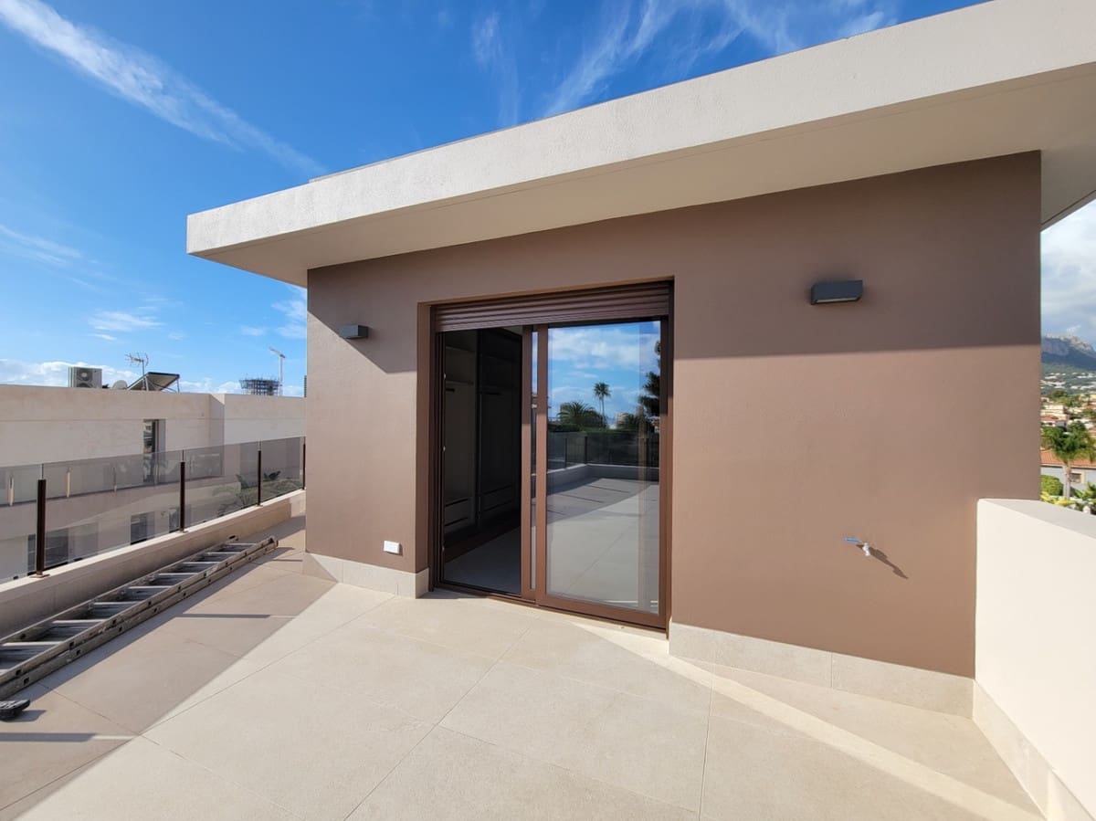 5 soveværelse Villa til salg i Calpe / Calp - € 1.550.000 (Ref: 9643127)