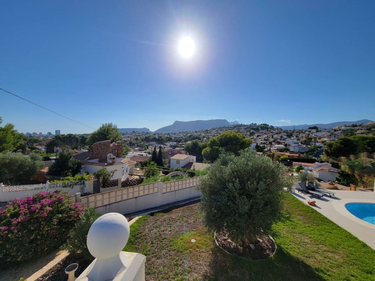 3 sovrum Villa till salu i Calpe / Calp - 795 000 € (Ref: 9643128)