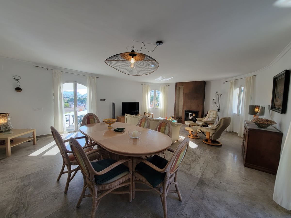 3 sovrum Villa till salu i Calpe / Calp - 795 000 € (Ref: 9643128)