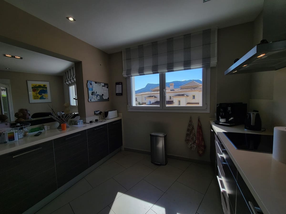 Chalet de 3 habitaciones en Calpe / Calp en venta - 995.000 € (Ref: 9643131)