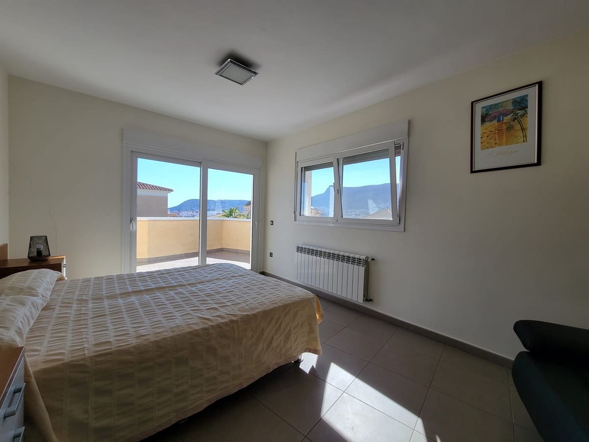 Chalet de 3 habitaciones en Calpe / Calp en venta - 995.000 € (Ref: 9643131)