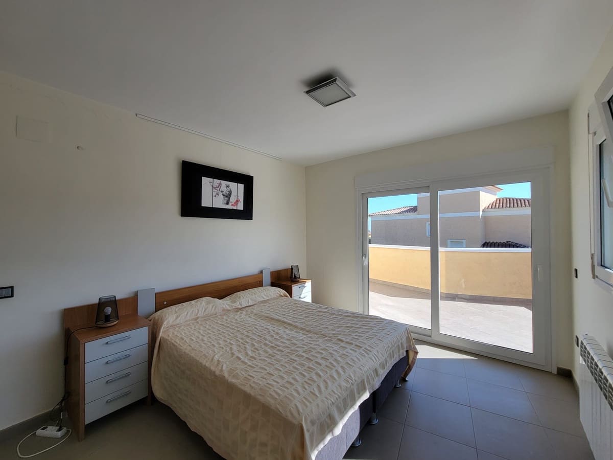 Chalet de 3 habitaciones en Calpe / Calp en venta - 995.000 € (Ref: 9643131)