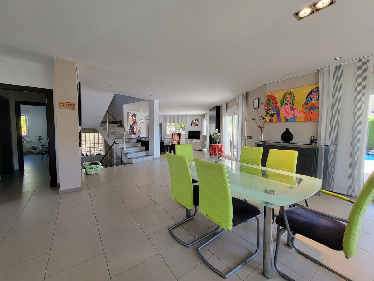 Chalet de 3 habitaciones en Calpe / Calp en venta - 995.000 € (Ref: 9643131)