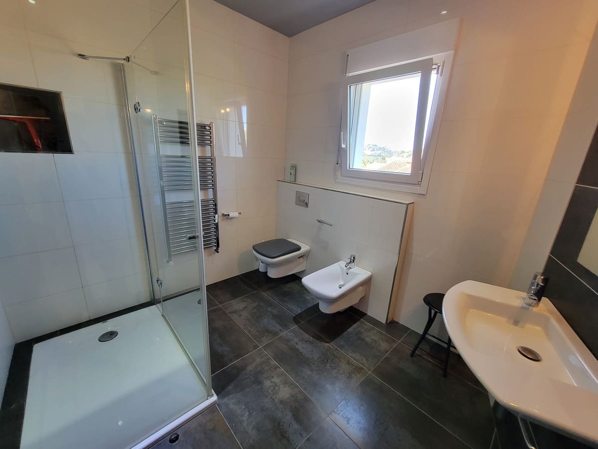 Chalet de 3 habitaciones en Calpe / Calp en venta - 995.000 € (Ref: 9643131)