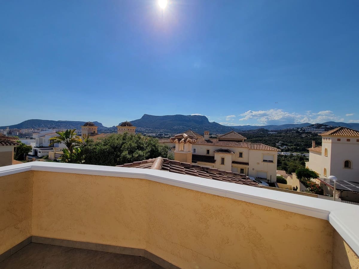 Chalet de 3 habitaciones en Calpe / Calp en venta - 995.000 € (Ref: 9643131)