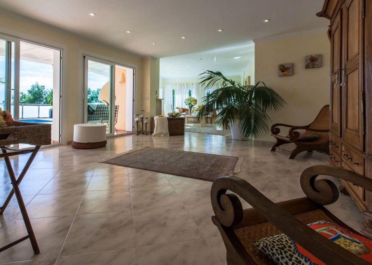 3 soverom Villa til salgs i Altea - € 1 700 000 (Ref: 9643133)