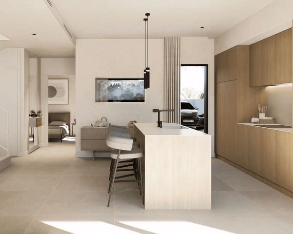 3 bedroom Villa for sale in Ensanche - Diputacion, Alicante / Alacant city - € 850,000 (Ref: 9643140)