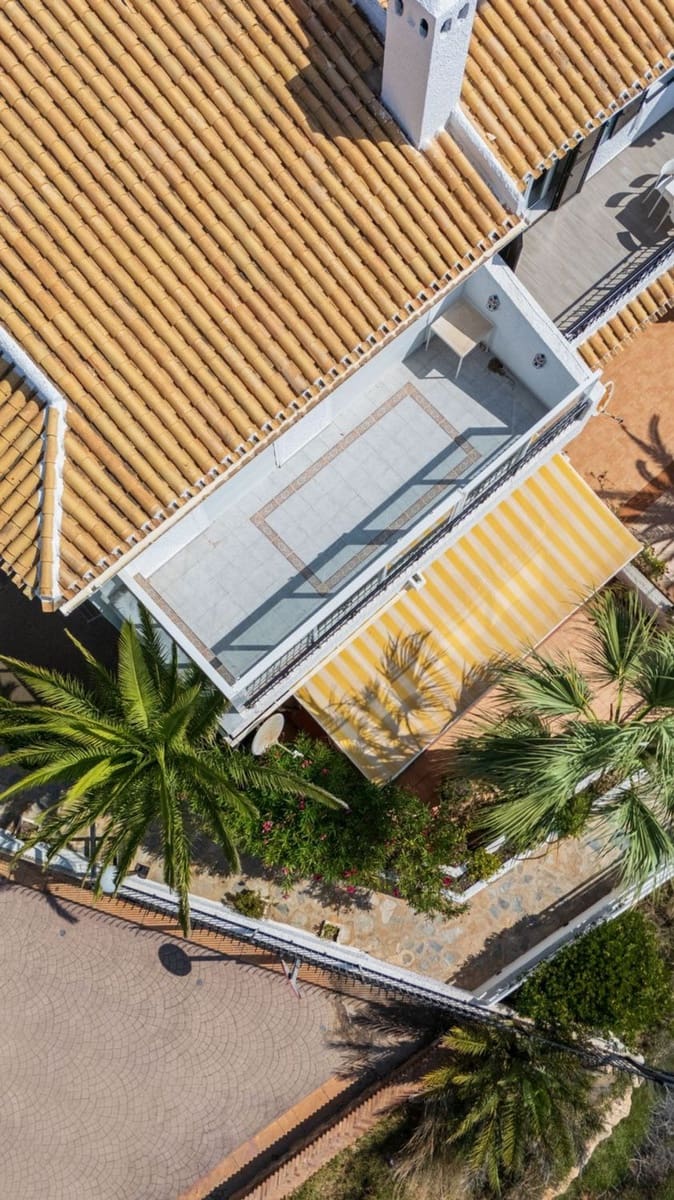 2 Zimmer Apartment zu verkaufen in Cabo Roig - 425.000 € (Ref: 9643154)