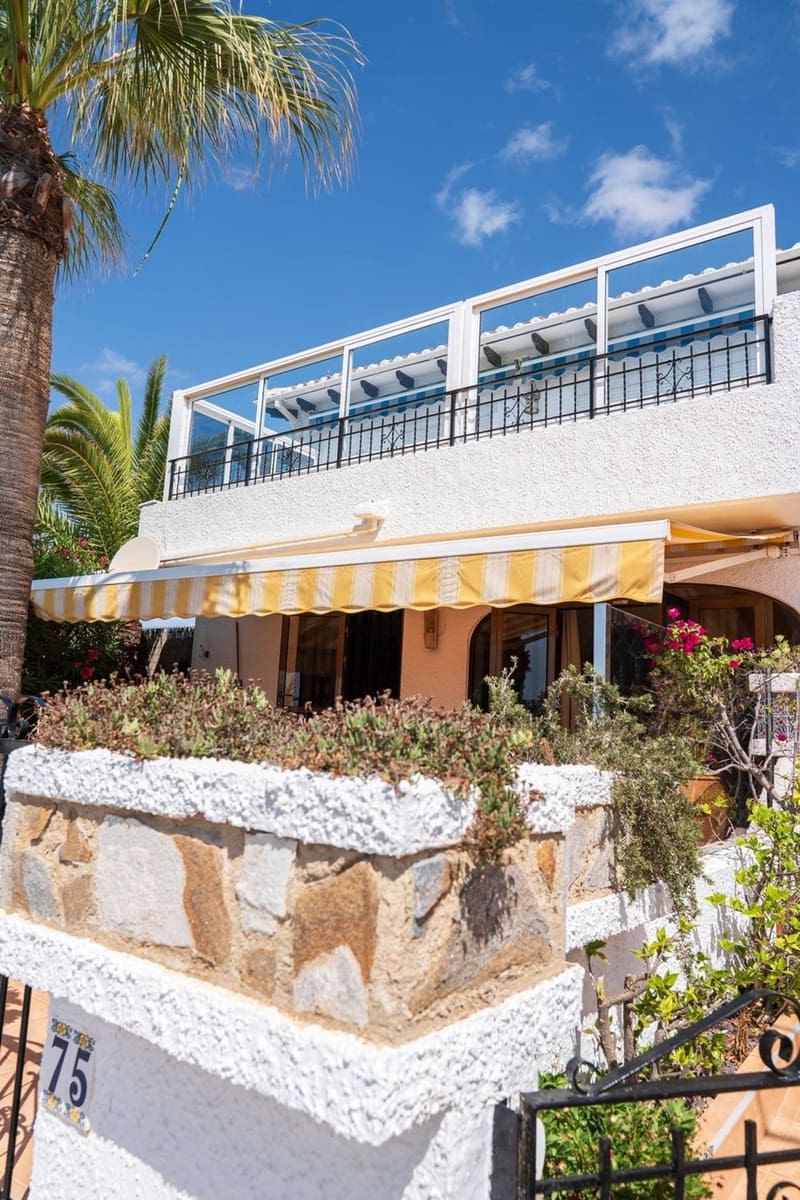 2 Zimmer Apartment zu verkaufen in Cabo Roig - 425.000 € (Ref: 9643154)